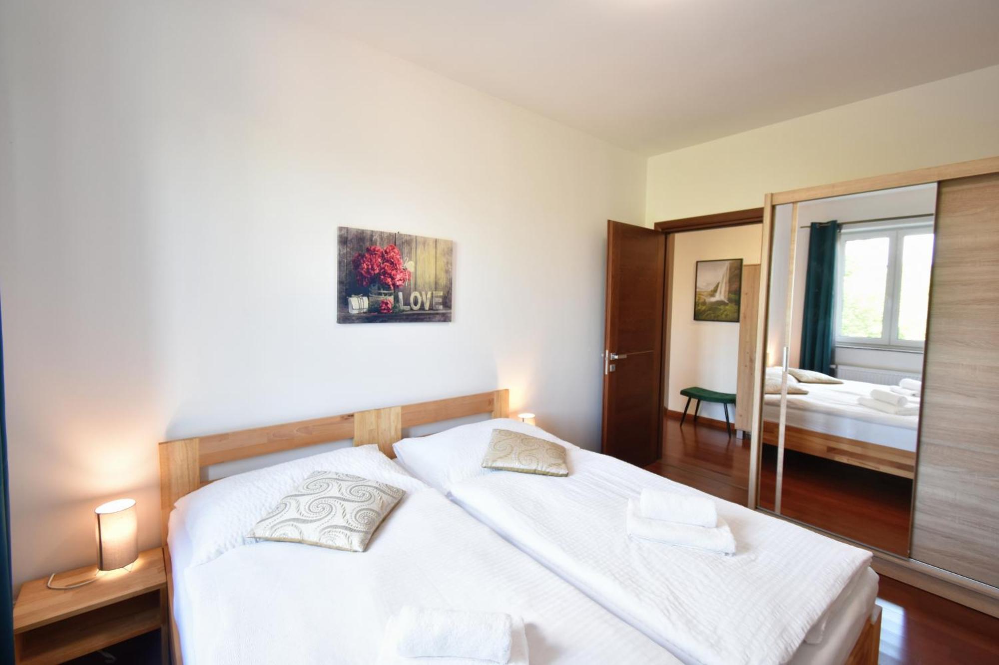 Rezidence Moser Family Apartments 카를로비바리 외부 사진